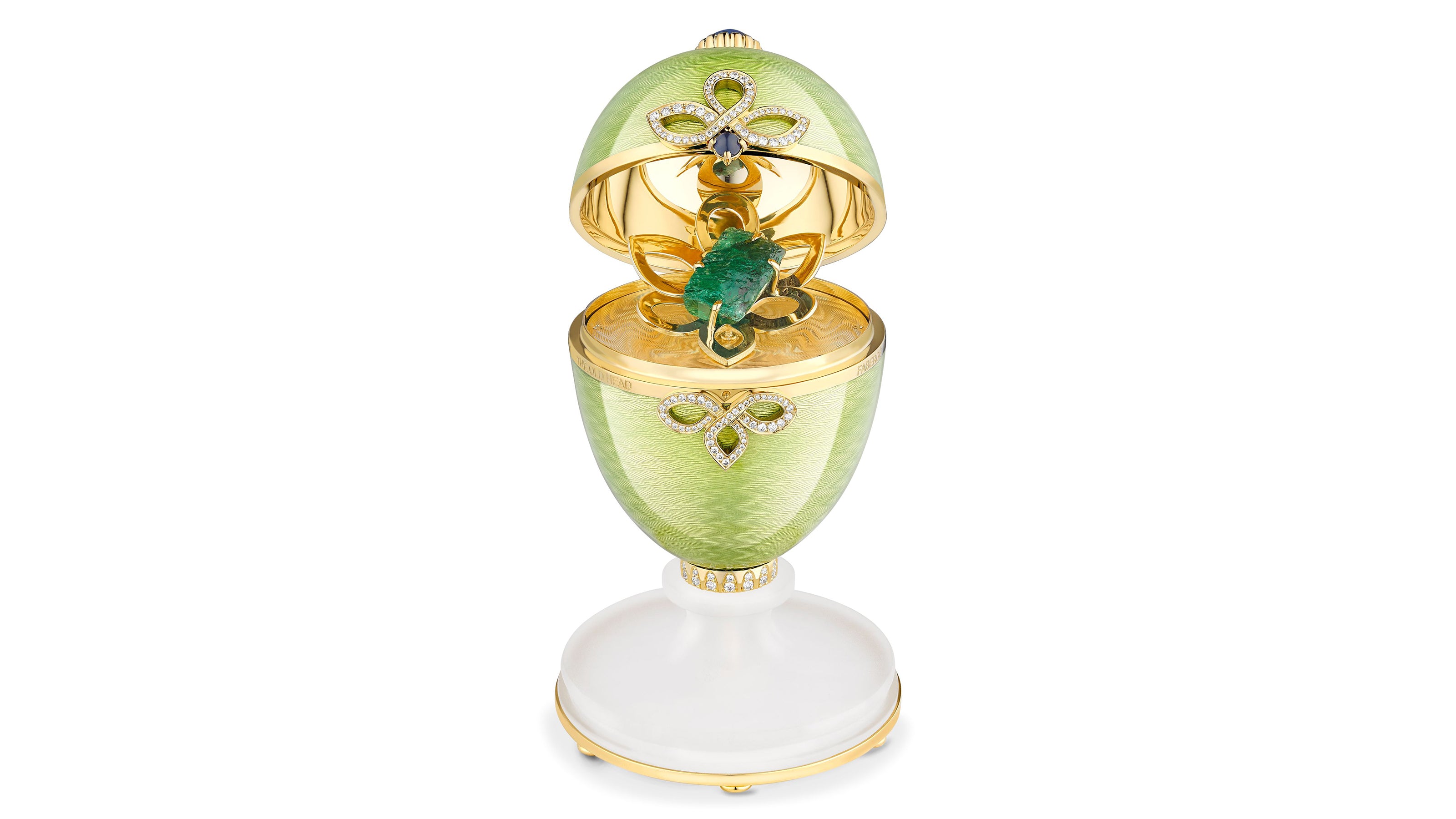 The-Making-of-the-Celtic-Egg-The-Emerald-Isle-Collection-collaboration-with-The-Craft-Irish-Whiskey-Co-2021