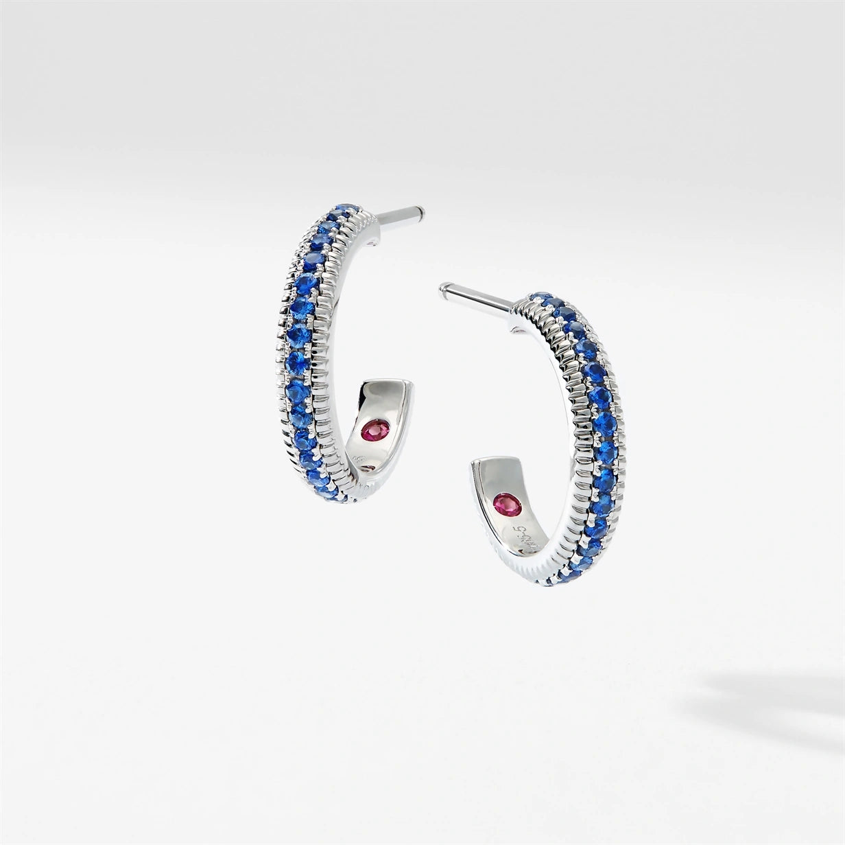 White Gold & Blue Sapphire Fluted Hoop Earrings | Fabergé