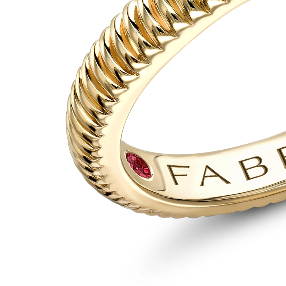 Yellow Gold Oval Green Tourmaline Fluted Ring | Fabergé