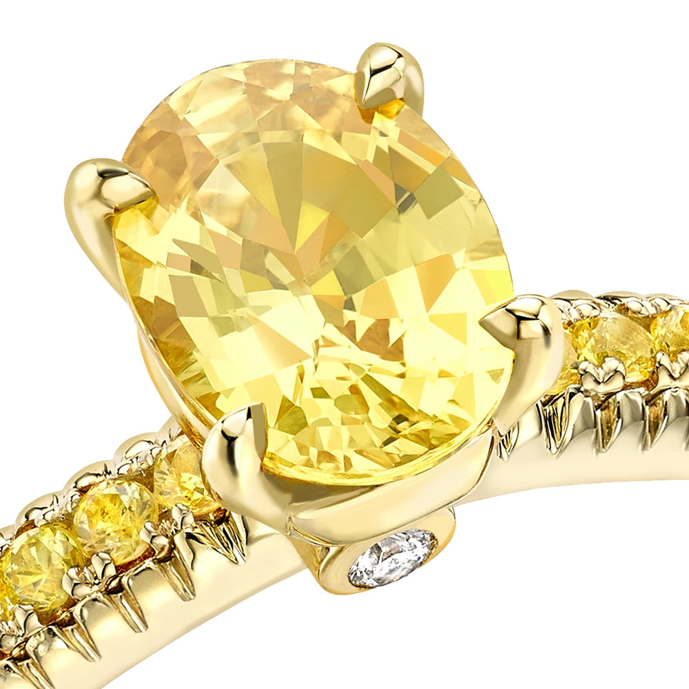 Yellow Gold Yellow Sapphire Fluted Ring with Yellow Sapphire Shoulders | Fabergé
