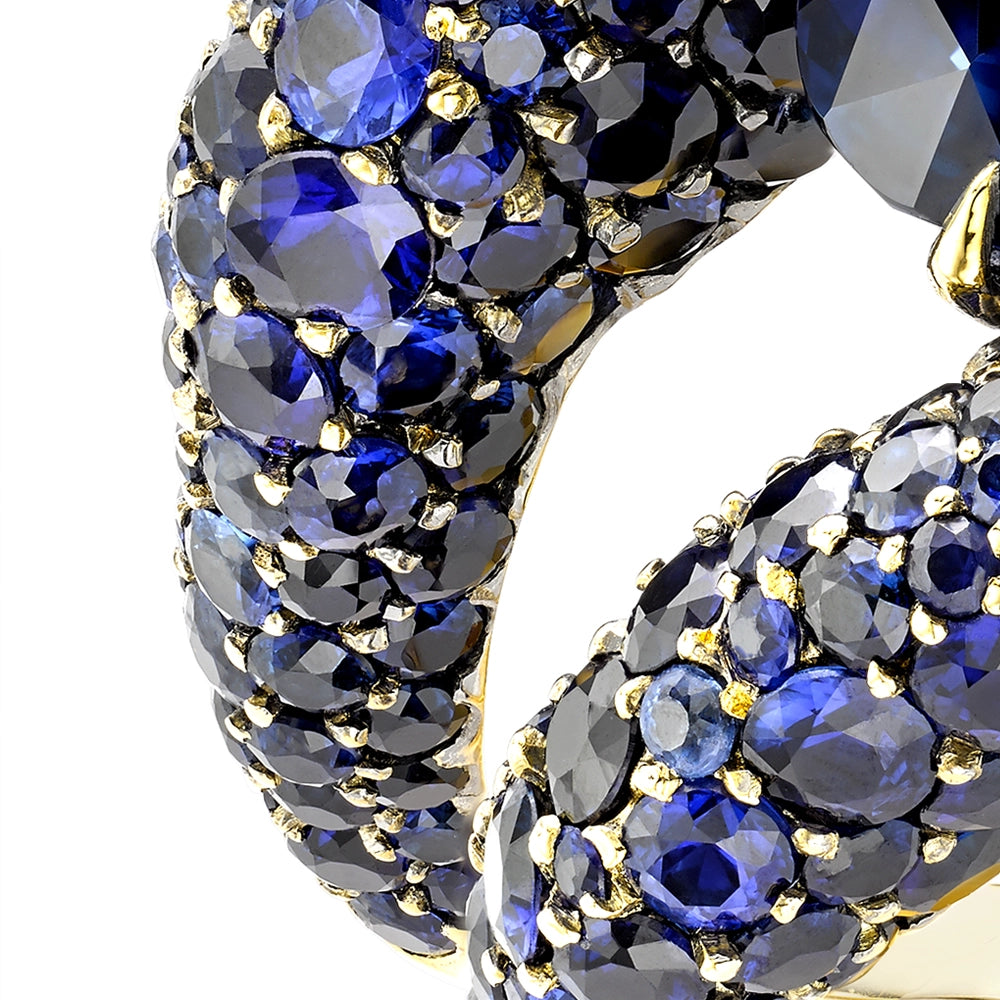Charmeuse Yellow Gold Blue Sapphire Ring | Fabergé
