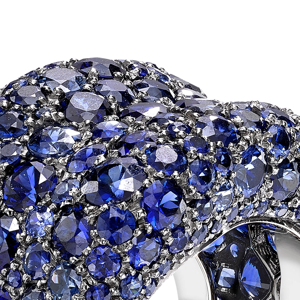 White Gold Blue Sapphire Grand Ring | Fabergé