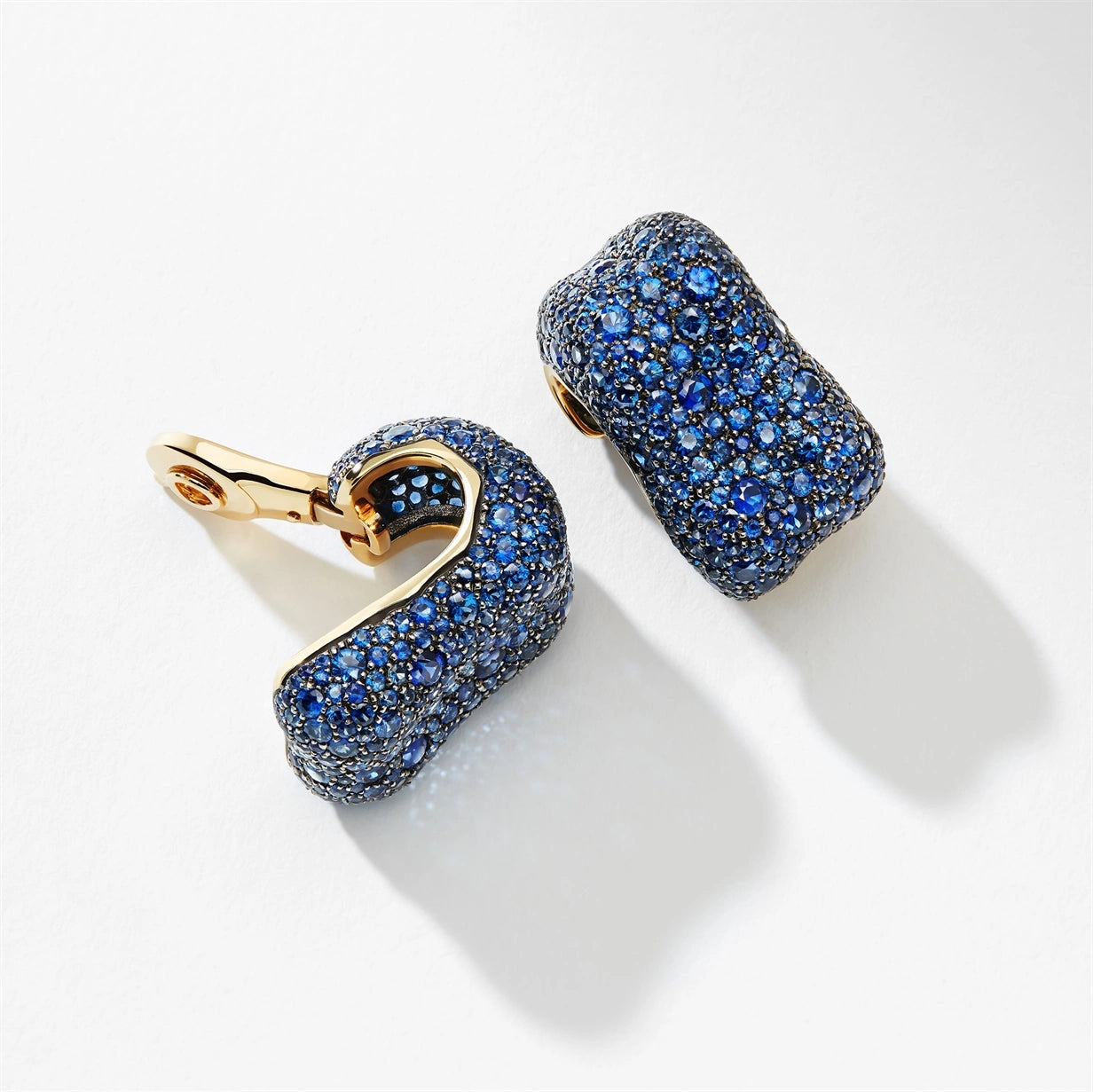 Yellow Gold & Silver Blue Sapphire Clip On Earrings | Fabergé