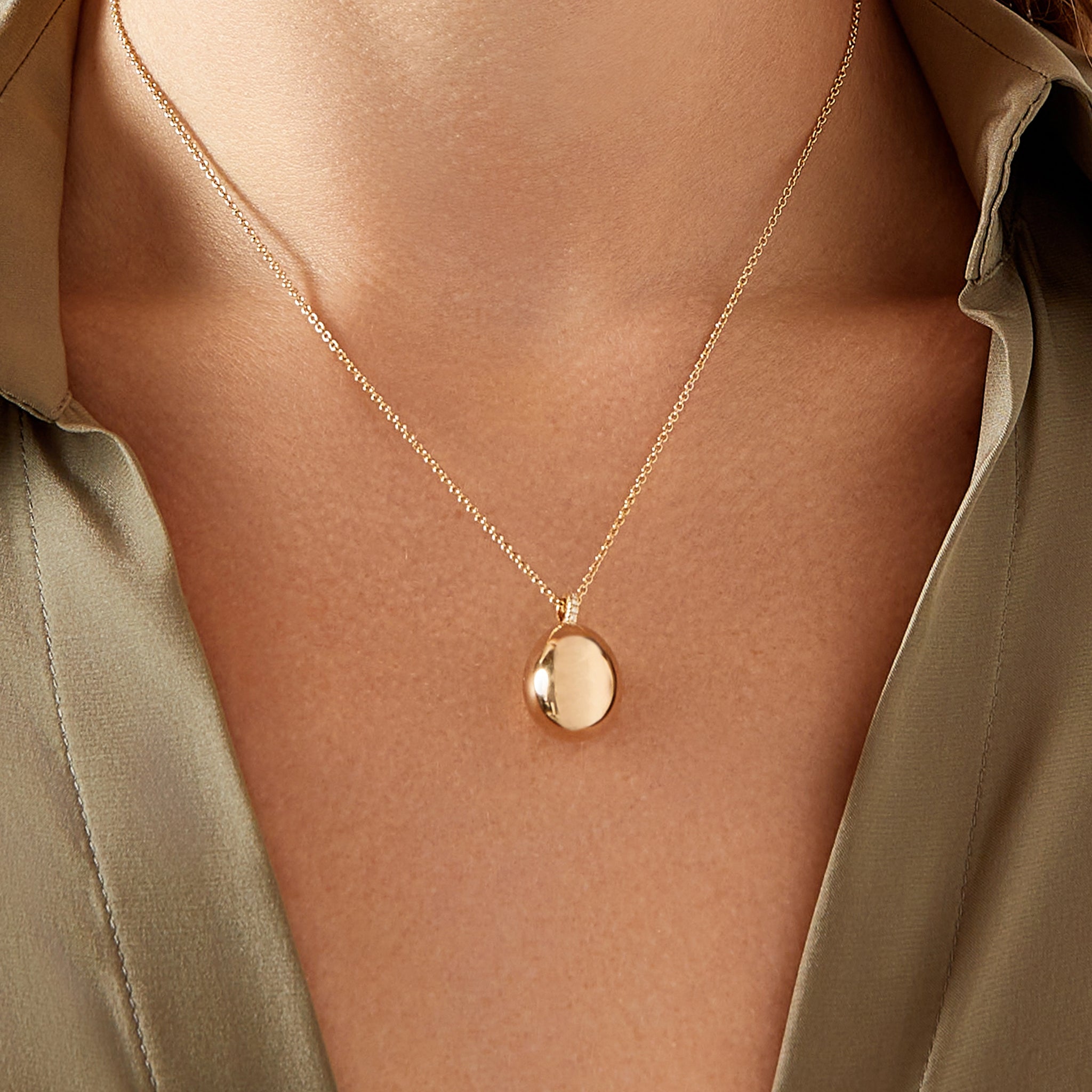 Rose Gold Egg Pendant | Fabergé