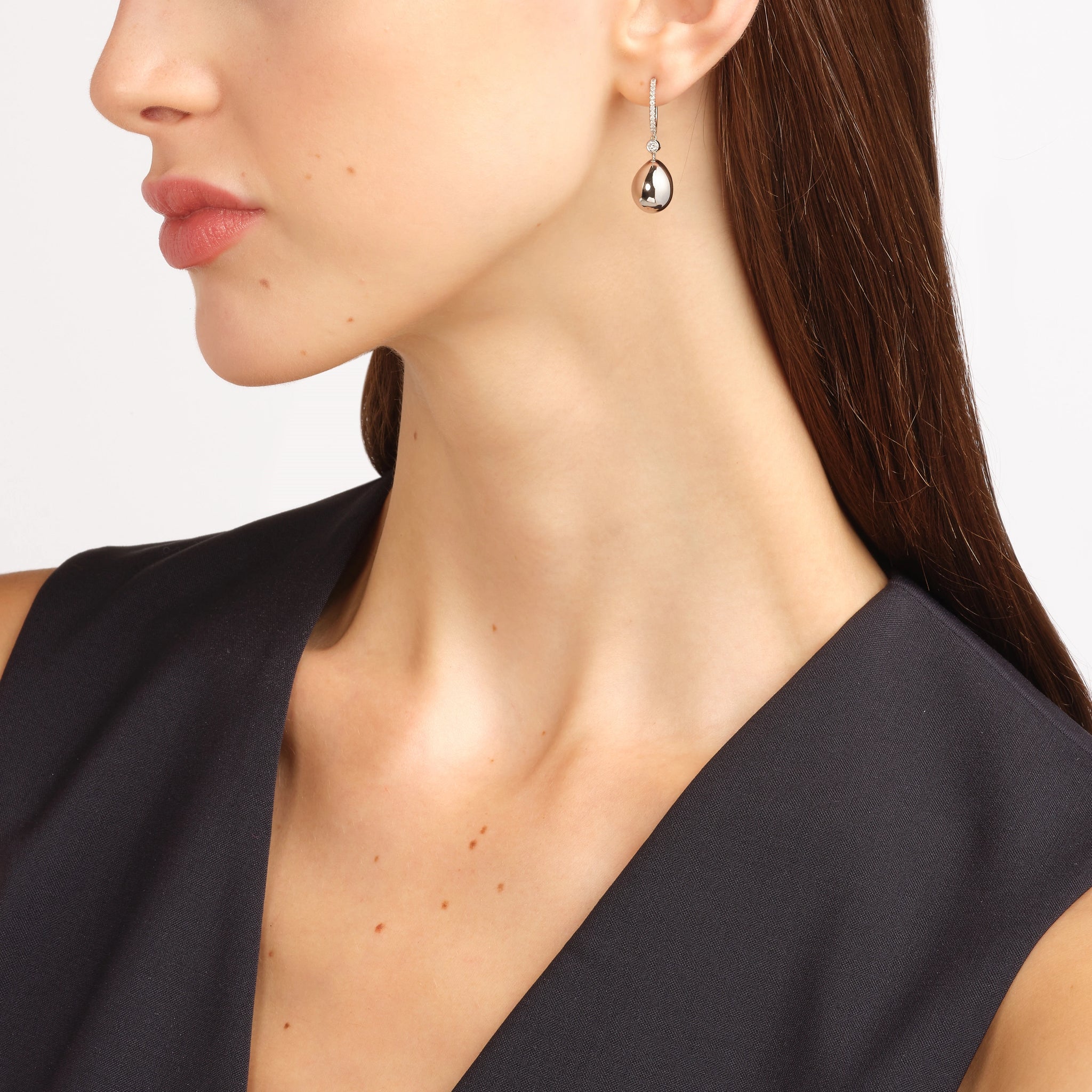White Gold Diamond Set Egg Drop Earrings | Fabergé