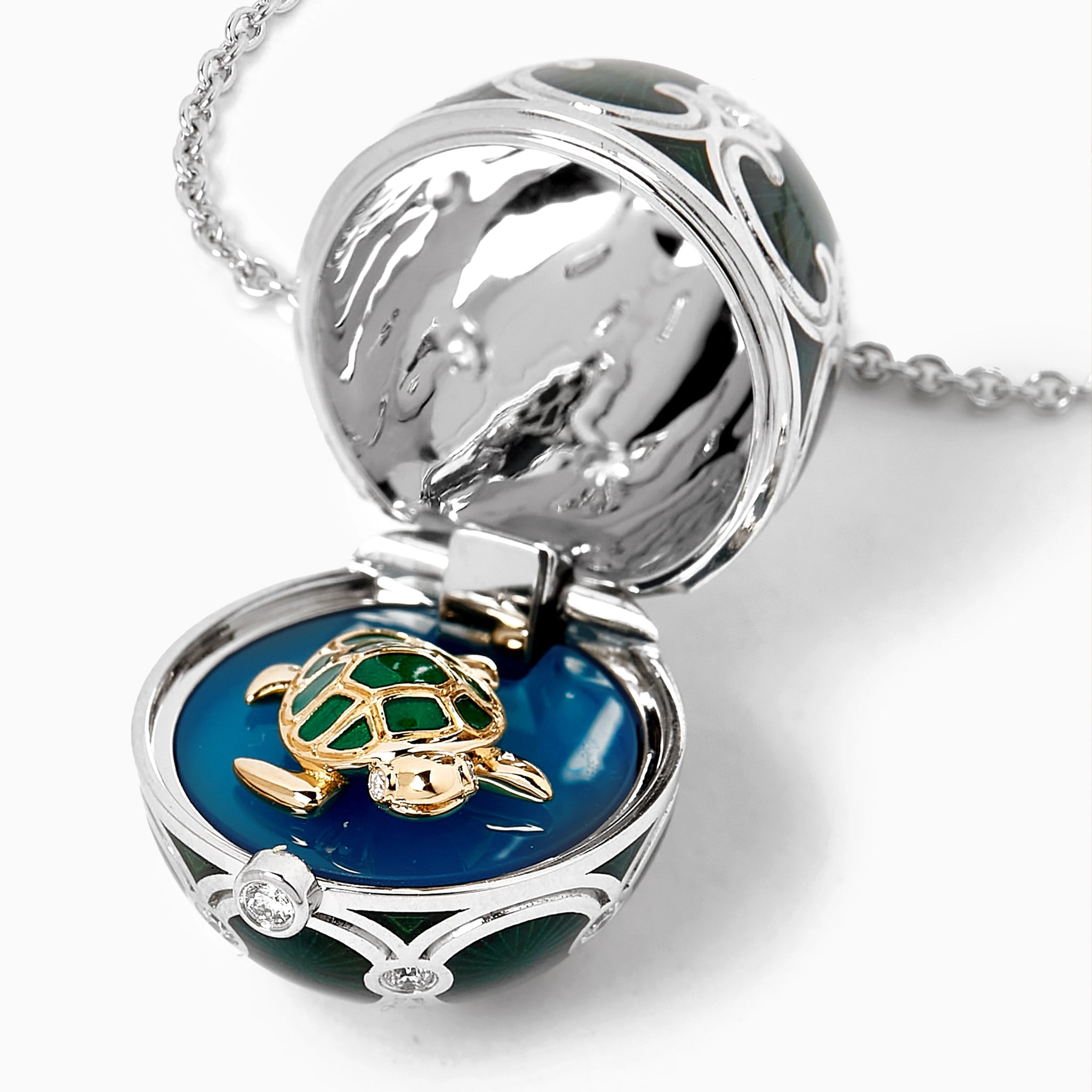 White Gold Diamond & Green Guilloché Enamel Turtle Surprise Locket | Fabergé