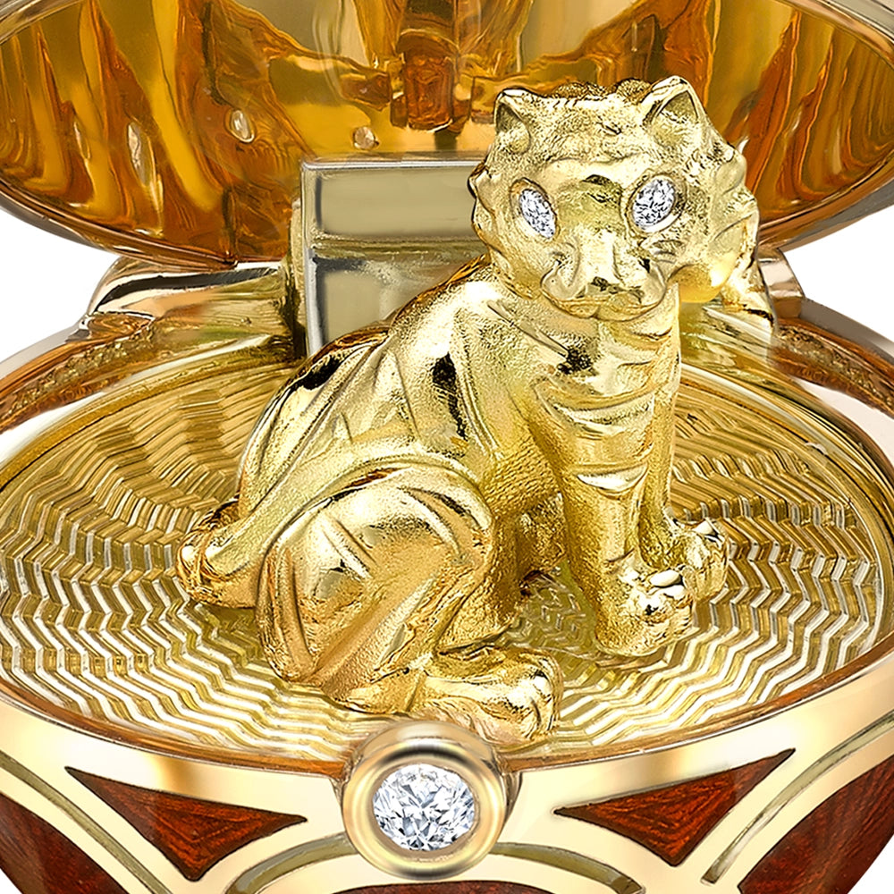 Yellow Gold Diamond & Red Guilloché Enamel Year Of The Tiger Surprise Locket | Fabergé