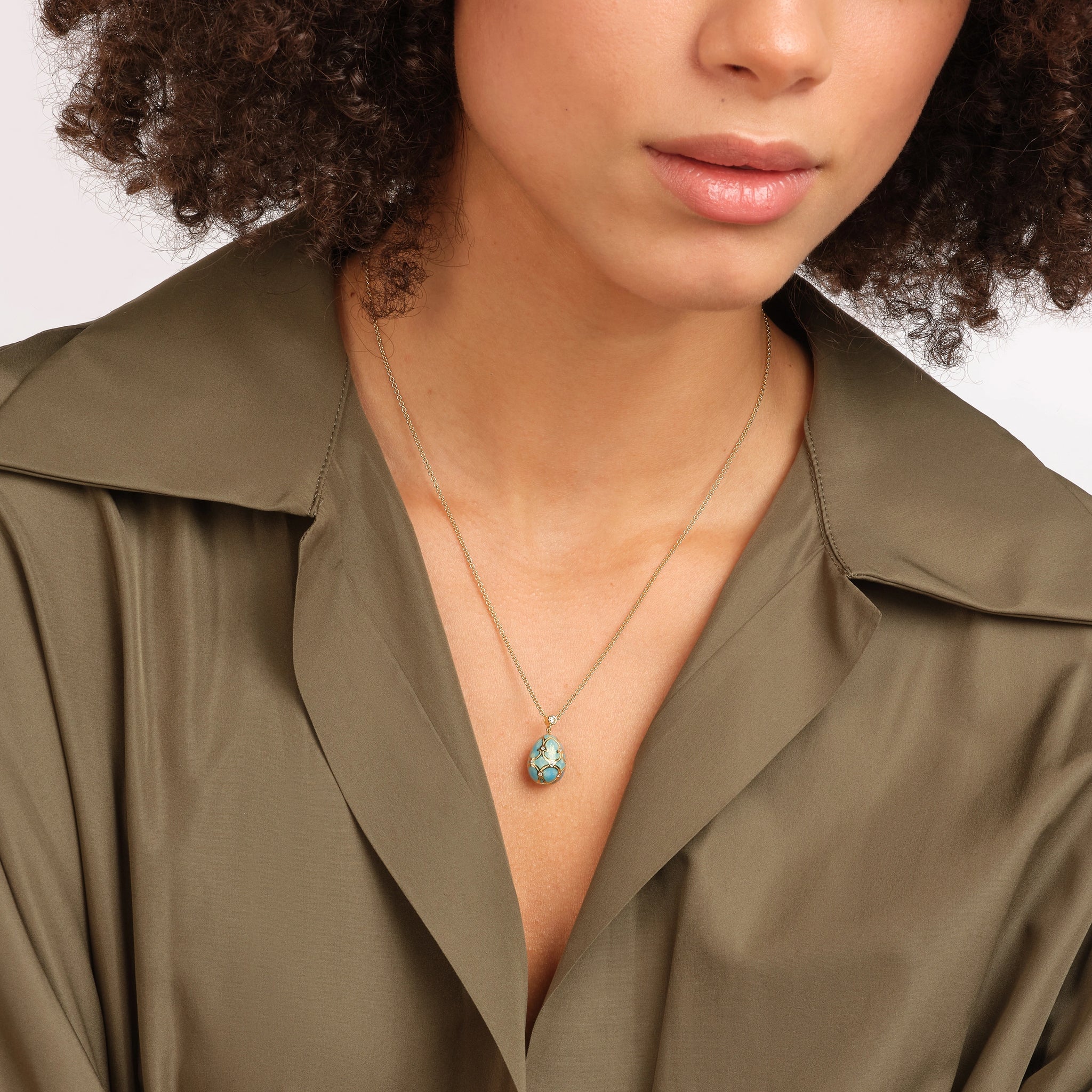 Yellow Gold Diamond & Turquoise Guilloché Enamel Petite Egg Pendant | Fabergé