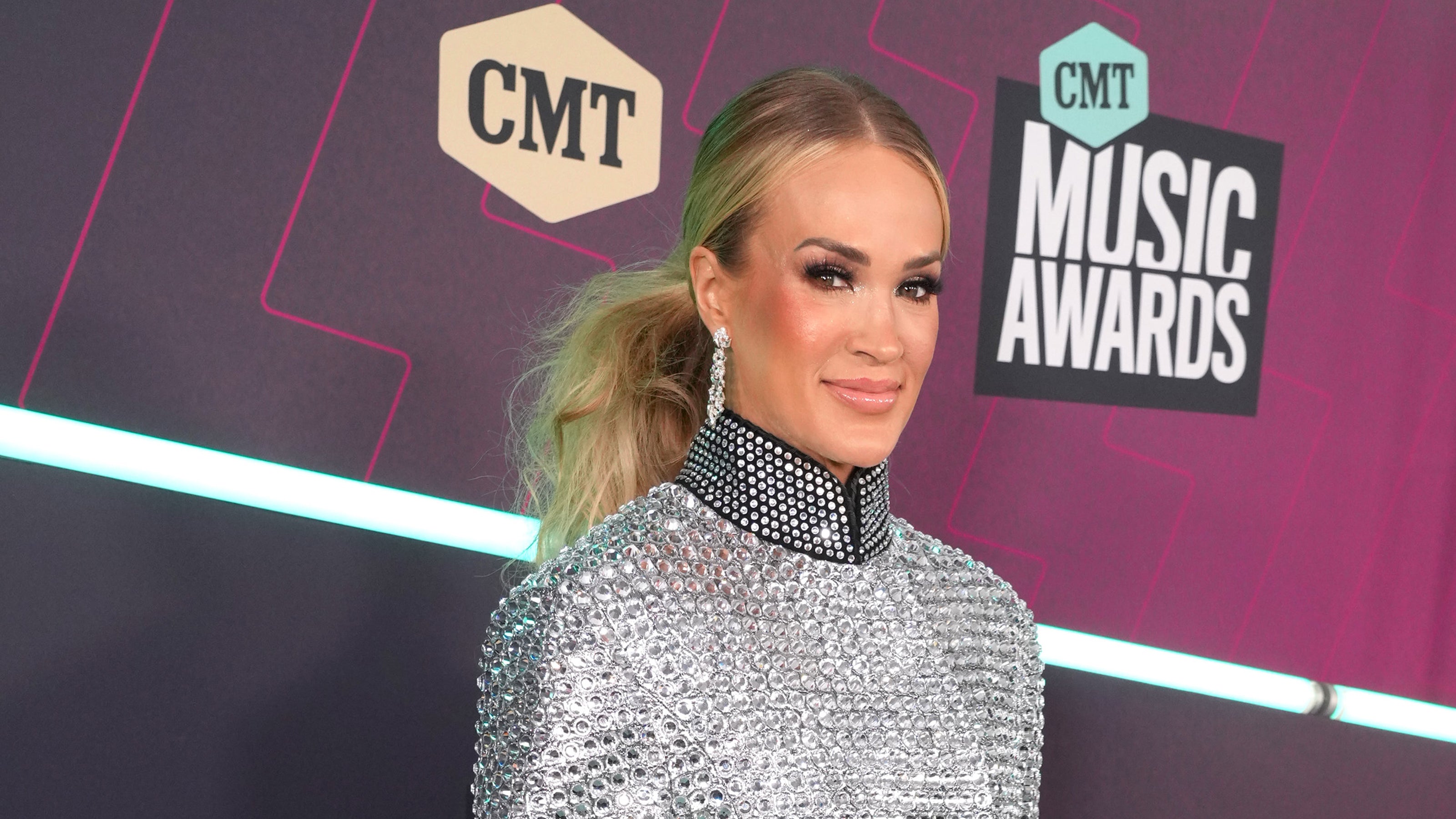 Carrie Underwood wears Fabergé to the CMT Music Awards