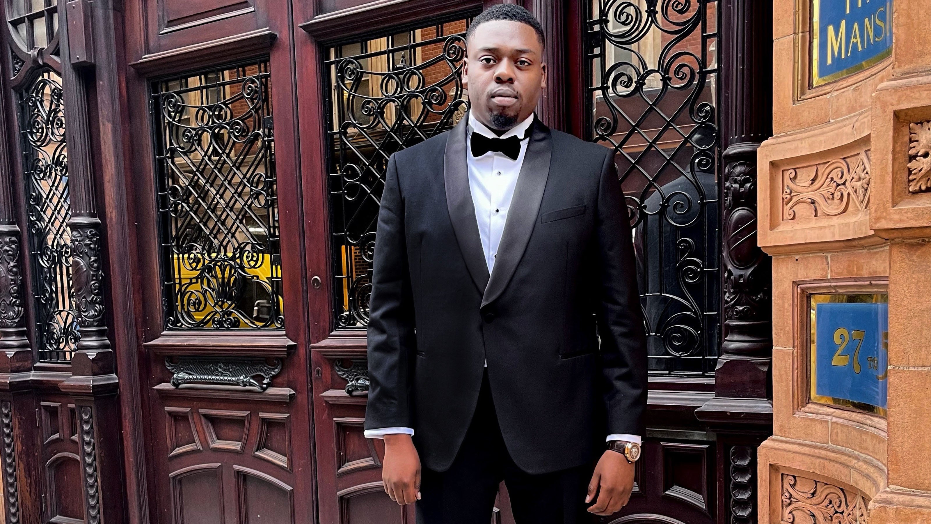 Demmy-Ladipo-wearing-Fabergé-Visionnaire-DTZ-Royal-Society-Television-Awards
