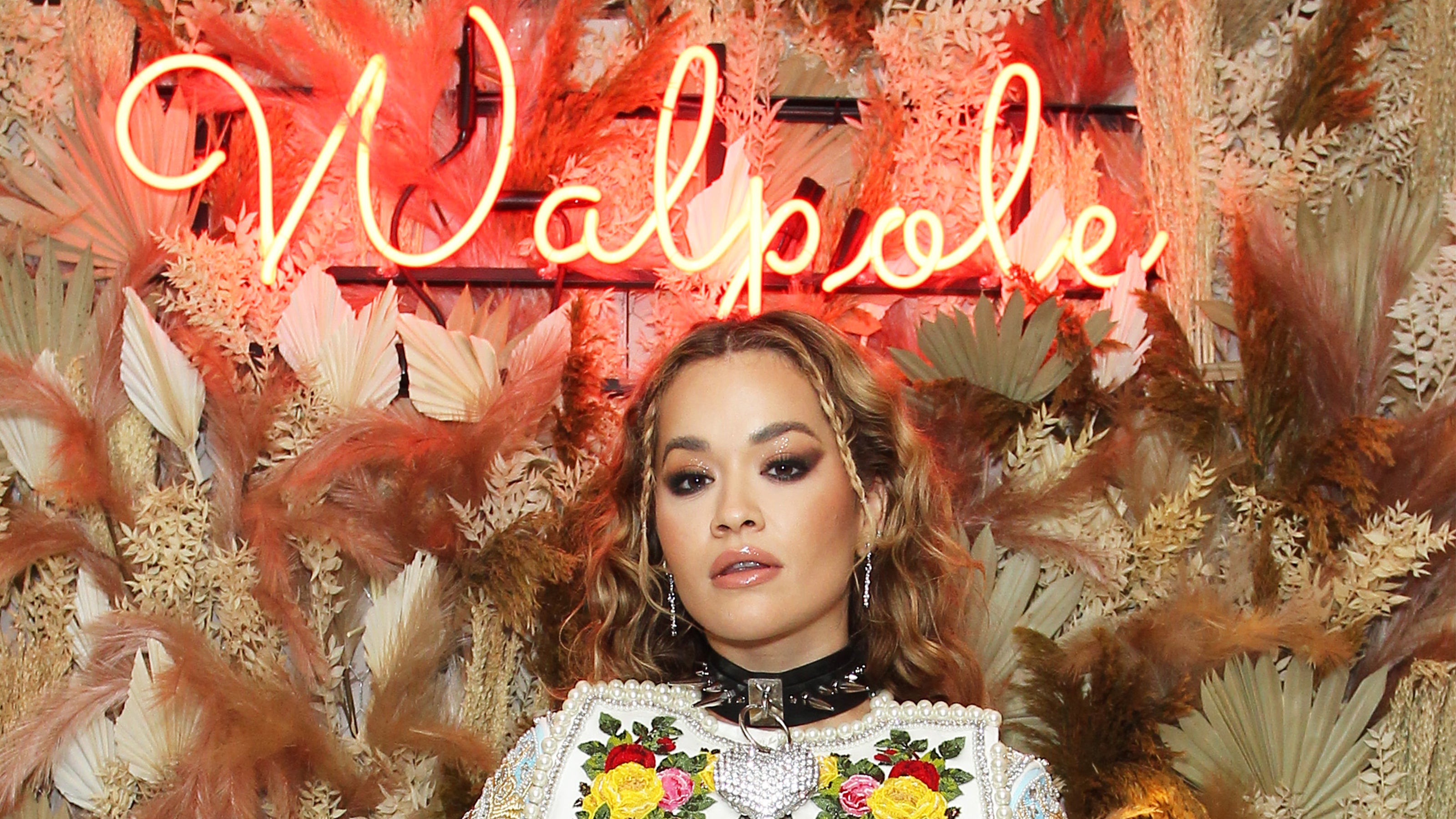 Rita-Ora-faberge-Imperial-Damask-Earrings-two-Fabergé-x-James-Ganh-Ring-Treasures-Fire-Ring-Colours-of-Love-Ring-Shoulders-2021-Walpole-Awards