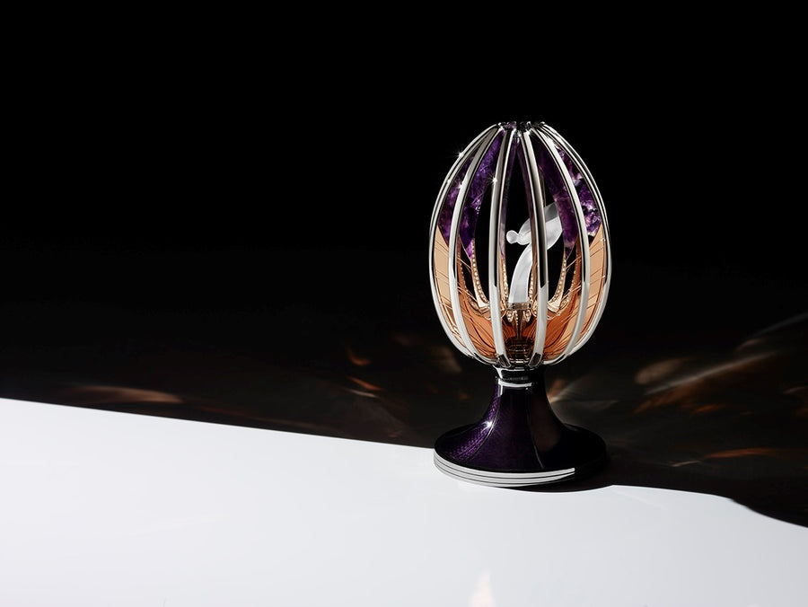 Rolls Royce Egg Objet