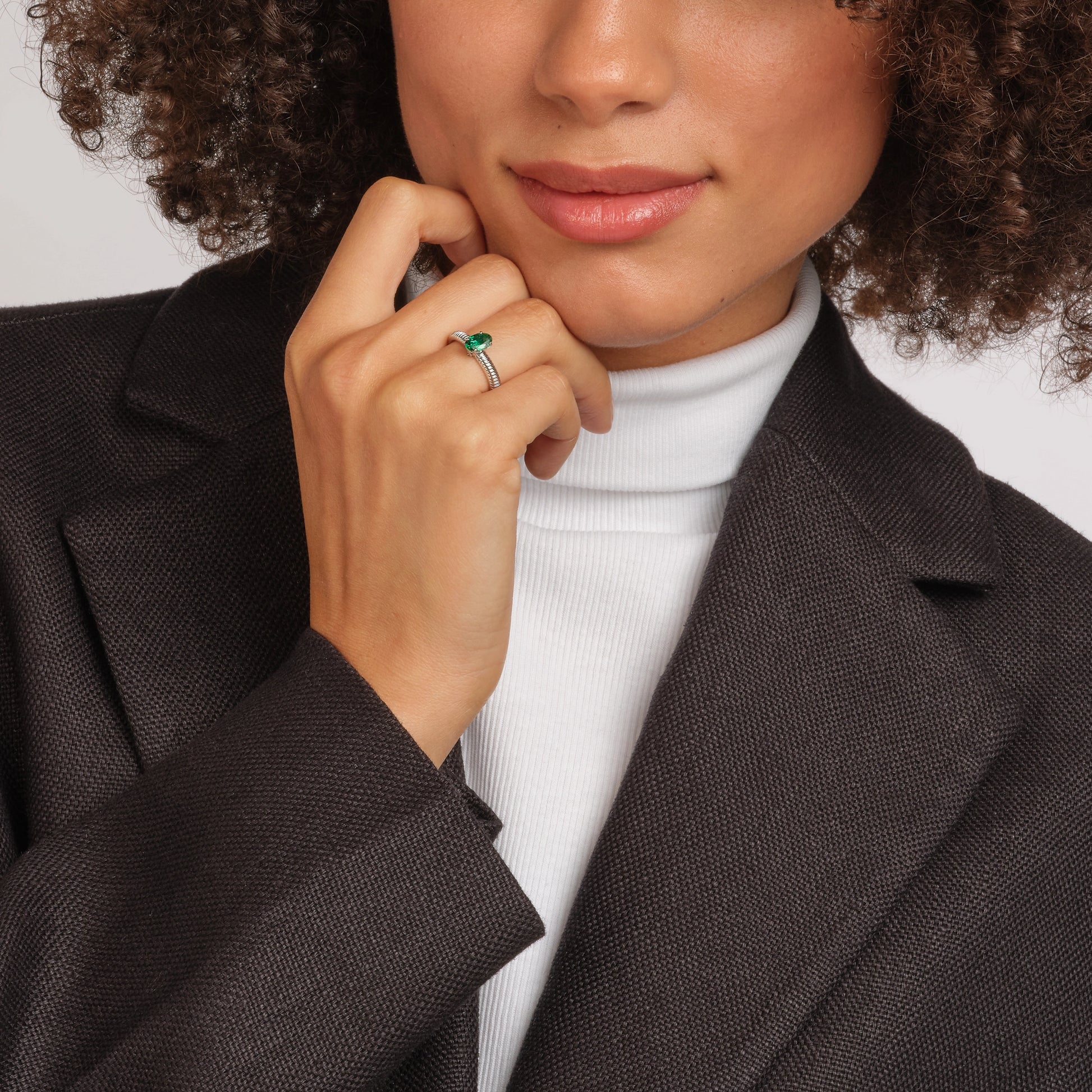 White Gold Emerald Fluted Ring Faberge FABERGE