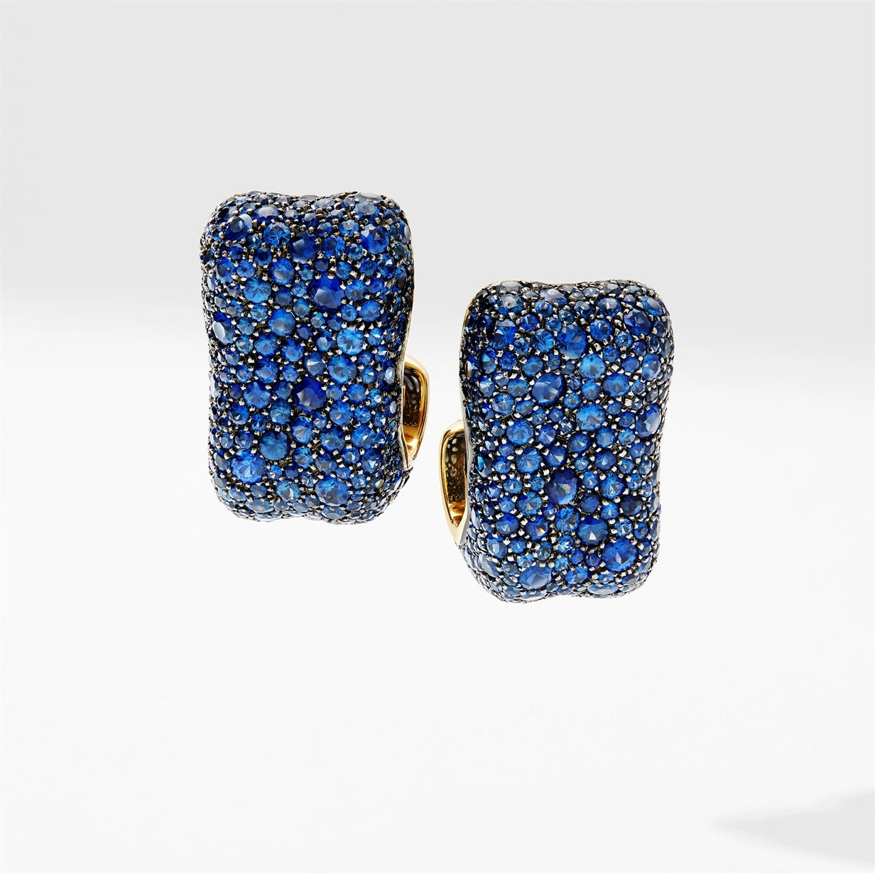 Yellow Gold & Silver Blue Sapphire Clip On Earrings | Fabergé